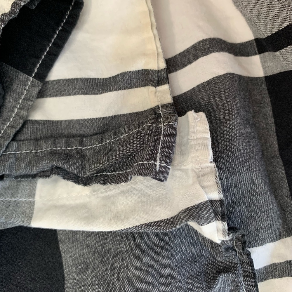 Warp & Weft Button Up - Picture 3 of 5